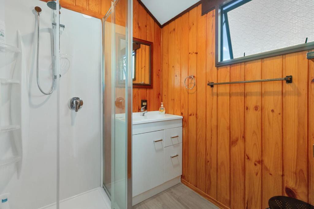 Downtown Mountview - Mt Maunganui Holiday Home Маунт-Маунгануй Екстер'єр фото